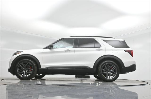 new 2025 Ford Explorer car, priced at $46,551