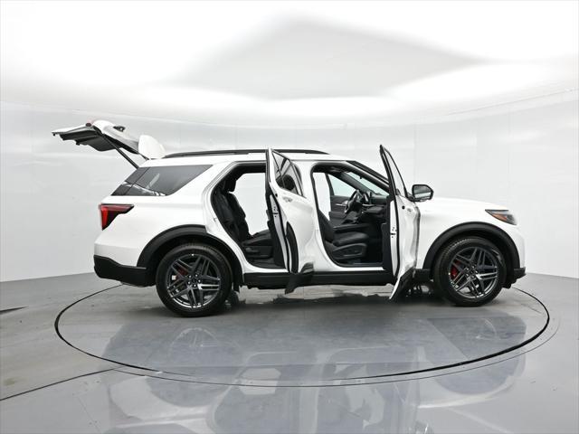 new 2025 Ford Explorer car, priced at $46,551