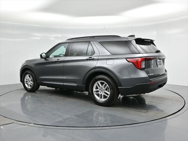 new 2025 Ford Explorer car, priced at $40,645