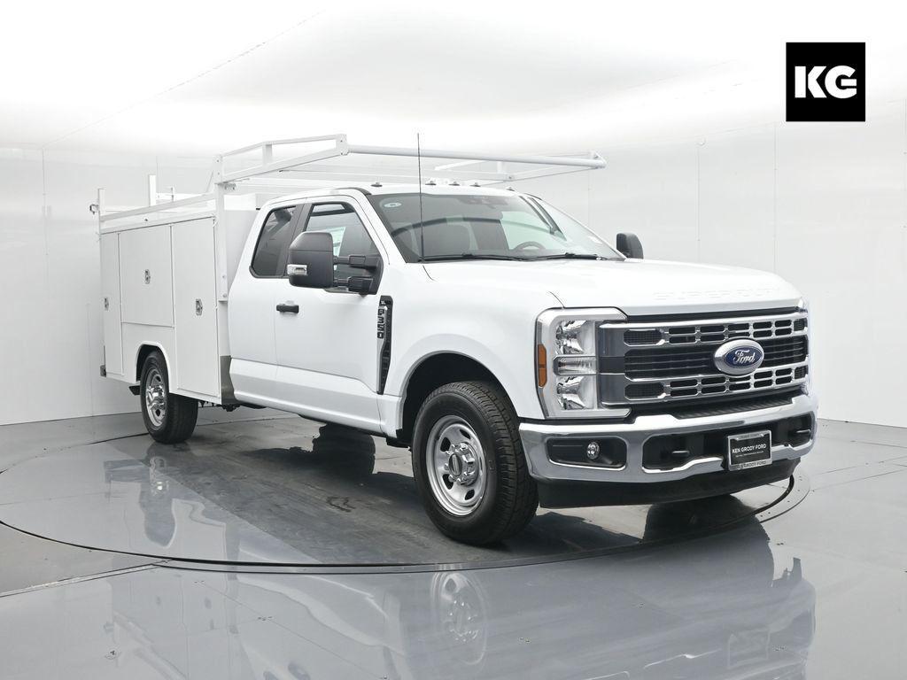 new 2025 Ford F-350 car, priced at $76,120