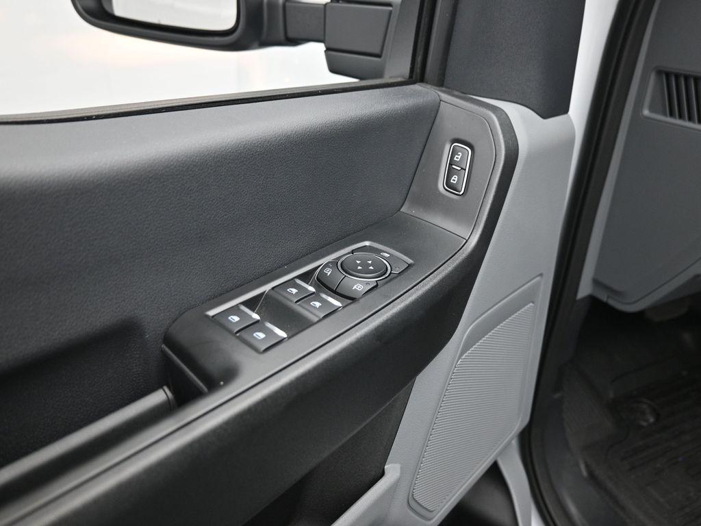 new 2025 Ford F-350 car, priced at $76,120