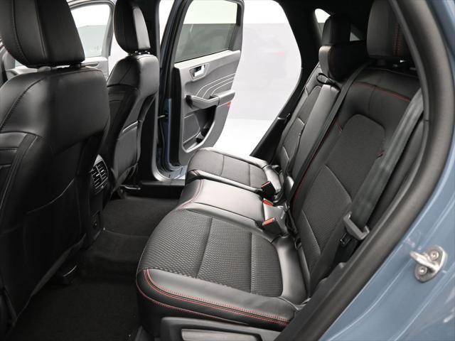 new 2025 Ford Escape car, priced at $33,190