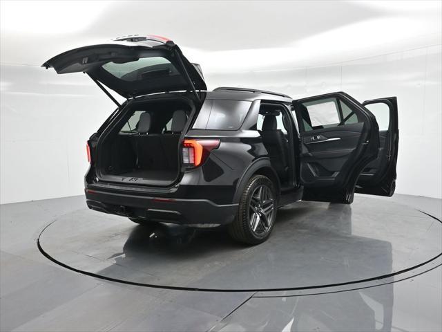 new 2025 Ford Explorer car, priced at $45,838