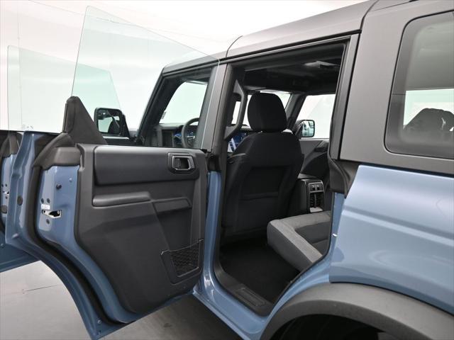 new 2025 Ford Bronco car, priced at $43,075