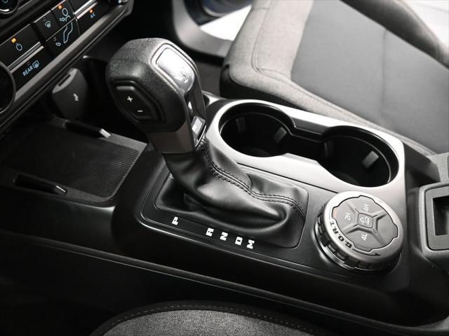 new 2025 Ford Bronco car, priced at $43,075