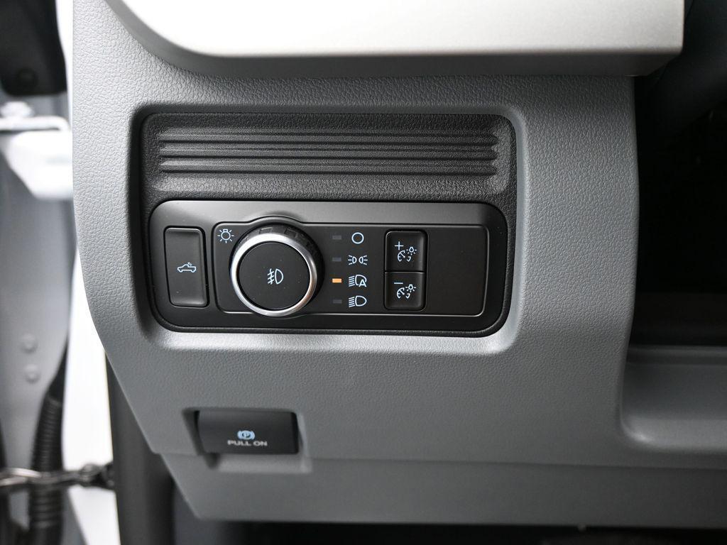 new 2025 Ford F-250 car, priced at $63,945