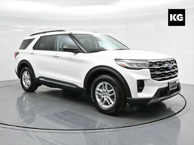 new 2025 Ford Explorer car, priced at $42,405