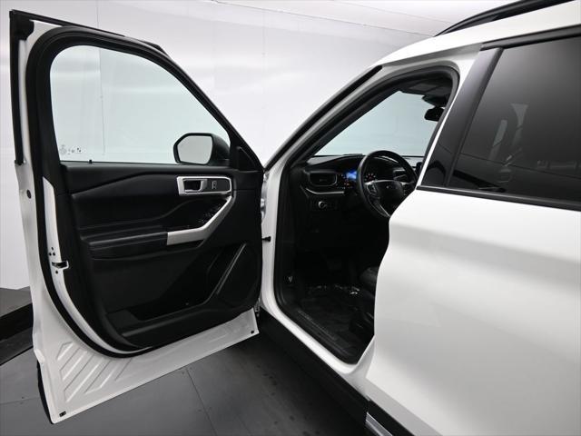 used 2022 Ford Explorer car, priced at $32,000