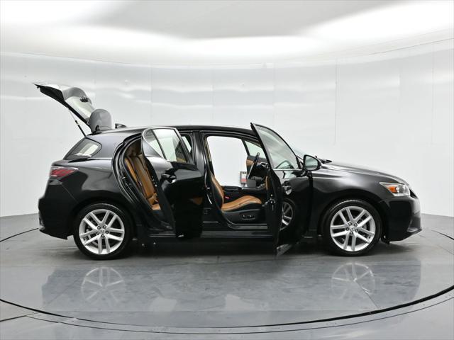 used 2015 Lexus CT 200h car, priced at $10,800