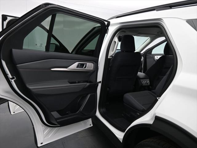 new 2025 Ford Explorer car, priced at $42,245