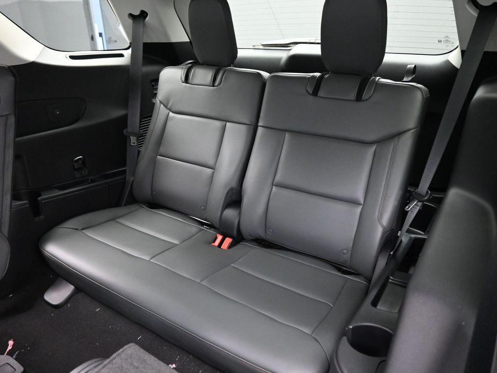 new 2025 Ford Explorer car, priced at $44,620