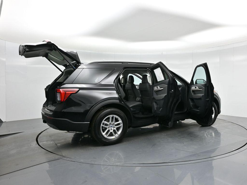 new 2025 Ford Explorer car, priced at $44,620