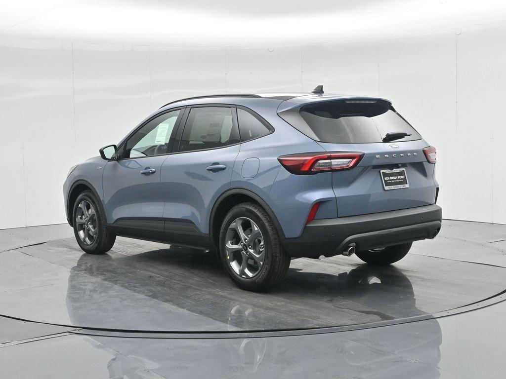 new 2025 Ford Escape car, priced at $30,325