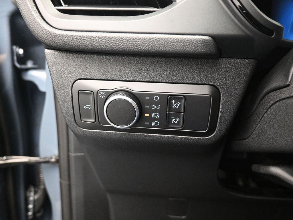new 2025 Ford Escape car, priced at $30,325
