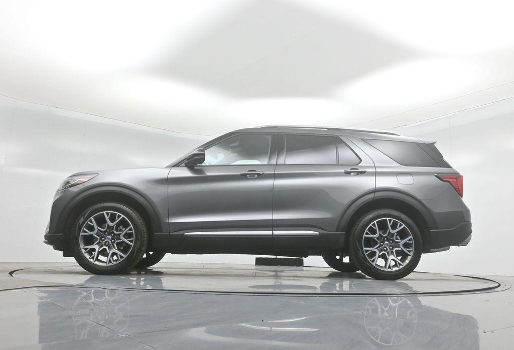 new 2025 Ford Explorer car, priced at $60,300