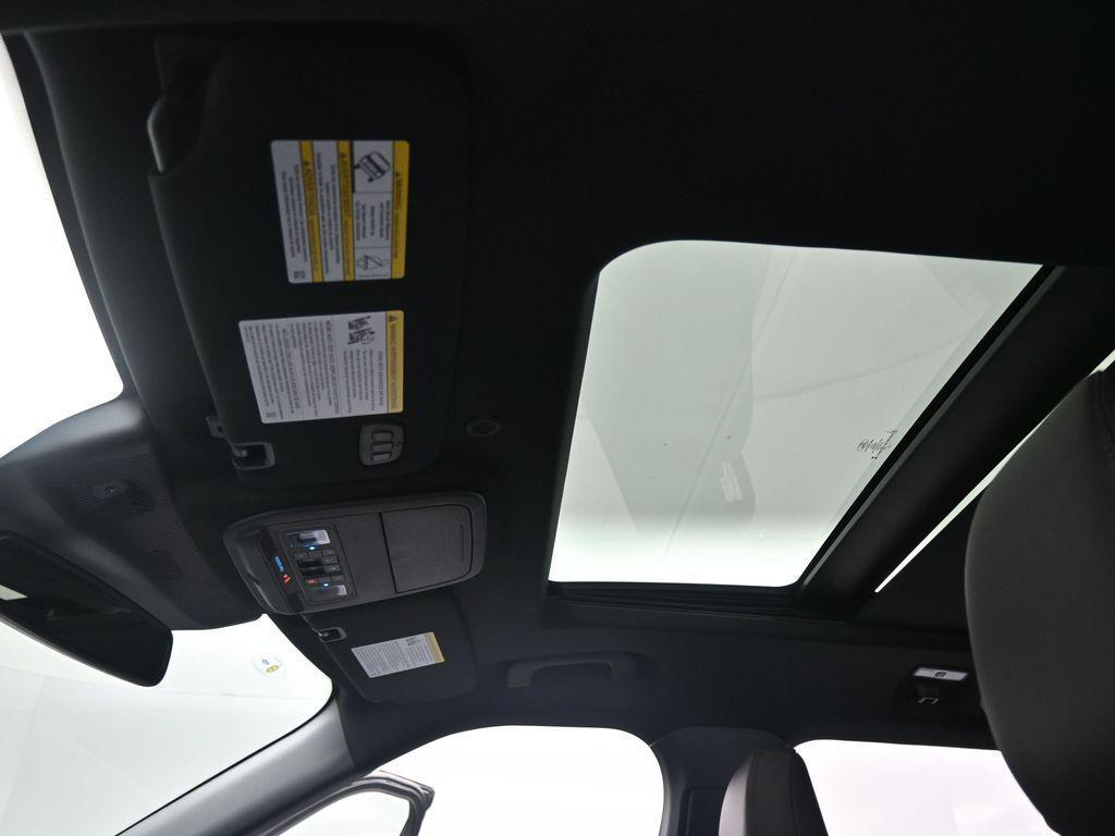 new 2025 Ford Explorer car, priced at $60,300