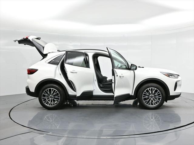 new 2024 Ford Escape car, priced at $43,125