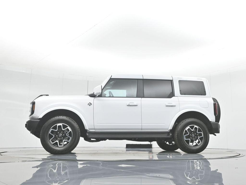 new 2025 Ford Bronco car, priced at $52,775