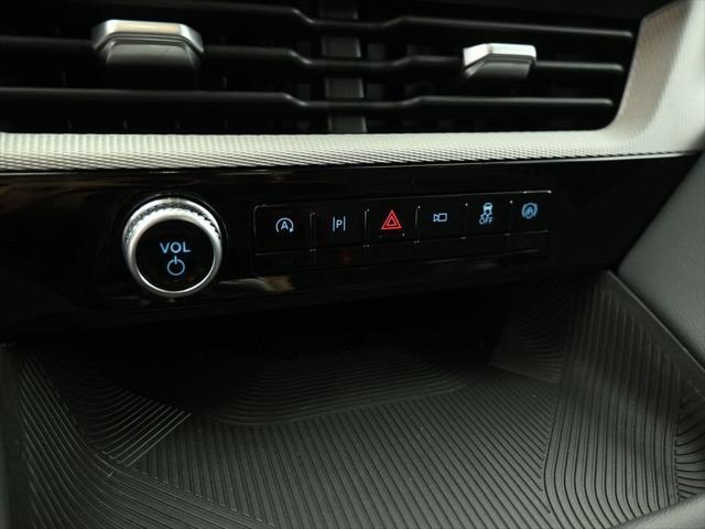 new 2025 Ford Explorer car, priced at $42,645
