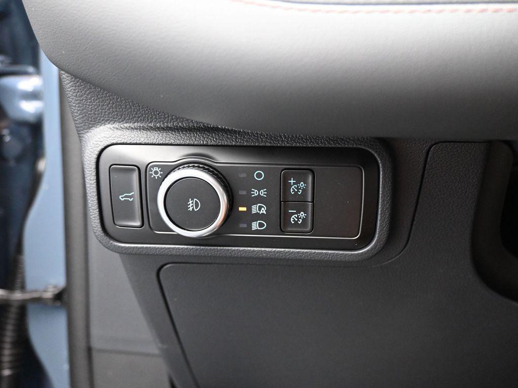 new 2025 Ford Explorer car, priced at $45,115