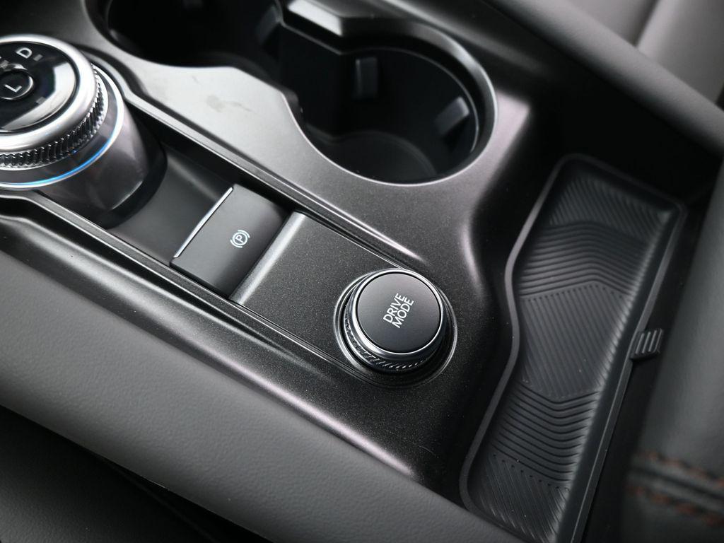 new 2025 Ford Explorer car, priced at $45,115