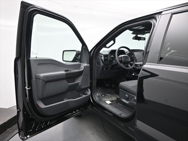 new 2025 Ford F-150 car, priced at $43,182