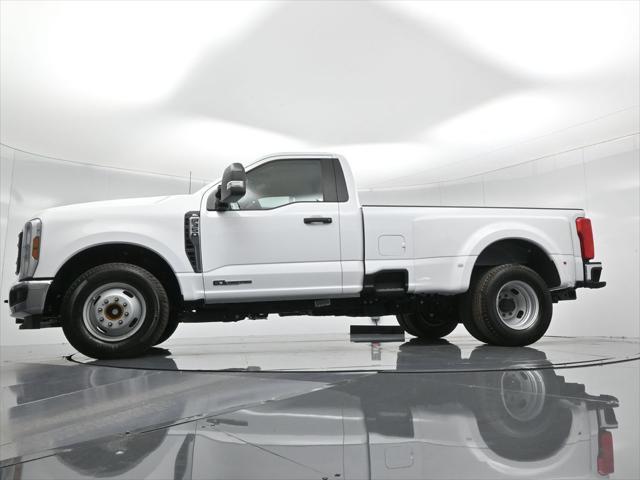 new 2024 Ford F-350 car, priced at $58,230