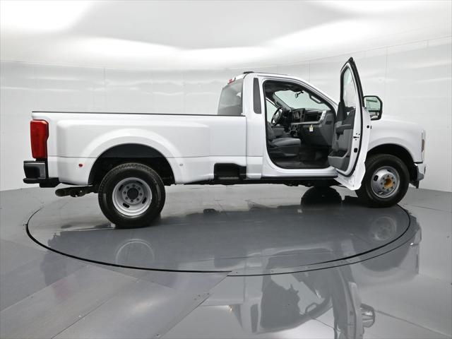 new 2024 Ford F-350 car, priced at $58,230