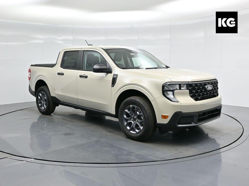 new 2025 Ford Maverick car, priced at $32,565