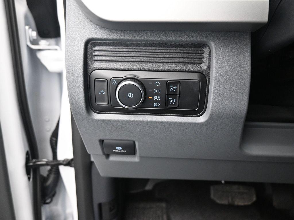 new 2024 Ford F-450 car, priced at $76,651