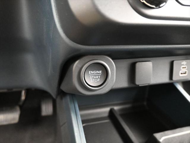 new 2025 Ford Maverick car, priced at $35,372