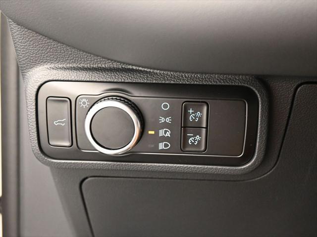 new 2025 Ford Explorer car, priced at $39,462