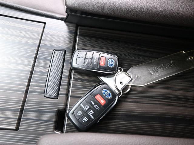 used 2024 Toyota Sienna car, priced at $49,500