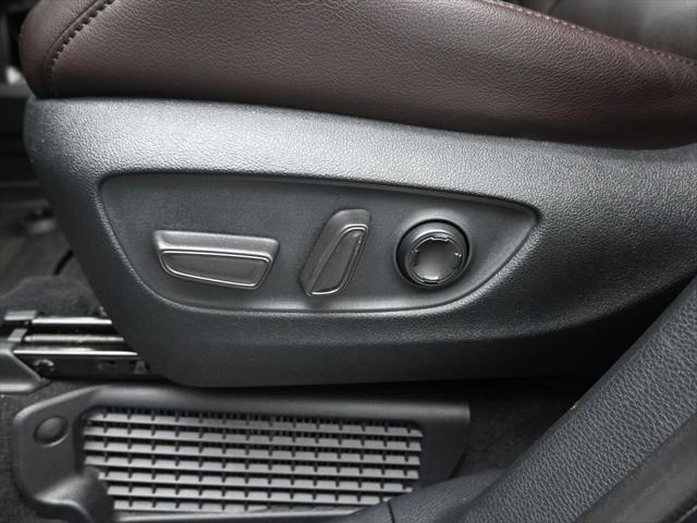 used 2024 Toyota Sienna car, priced at $49,500