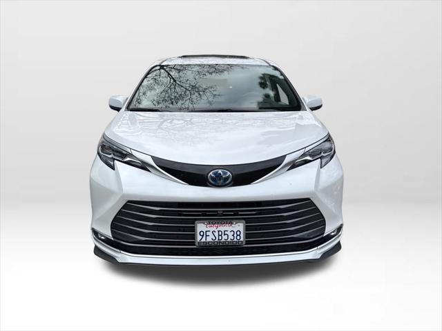 used 2024 Toyota Sienna car, priced at $53,000