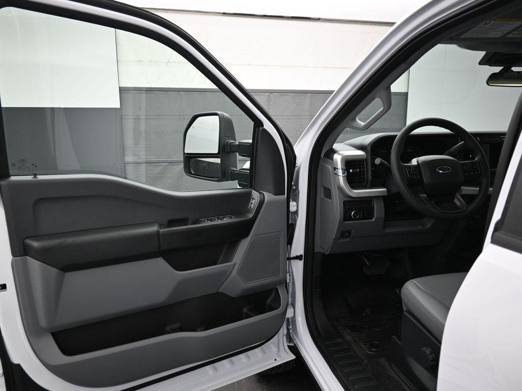 new 2025 Ford F-250 car, priced at $50,875