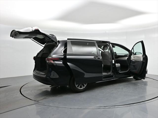 used 2023 Toyota Sienna car, priced at $39,500