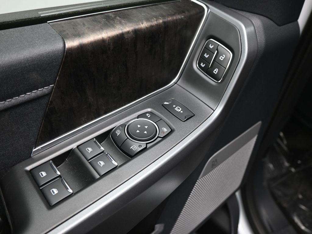 new 2025 Ford F-250 car, priced at $91,465