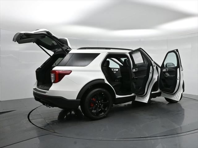 new 2024 Ford Explorer car, priced at $63,165