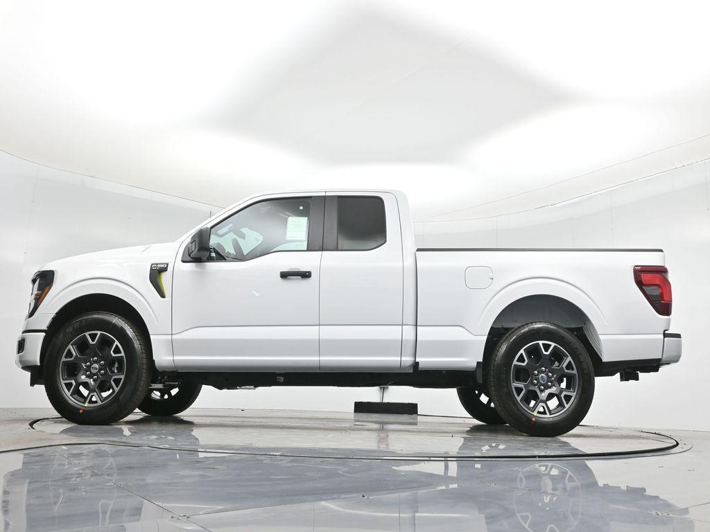 new 2025 Ford F-150 car, priced at $42,795