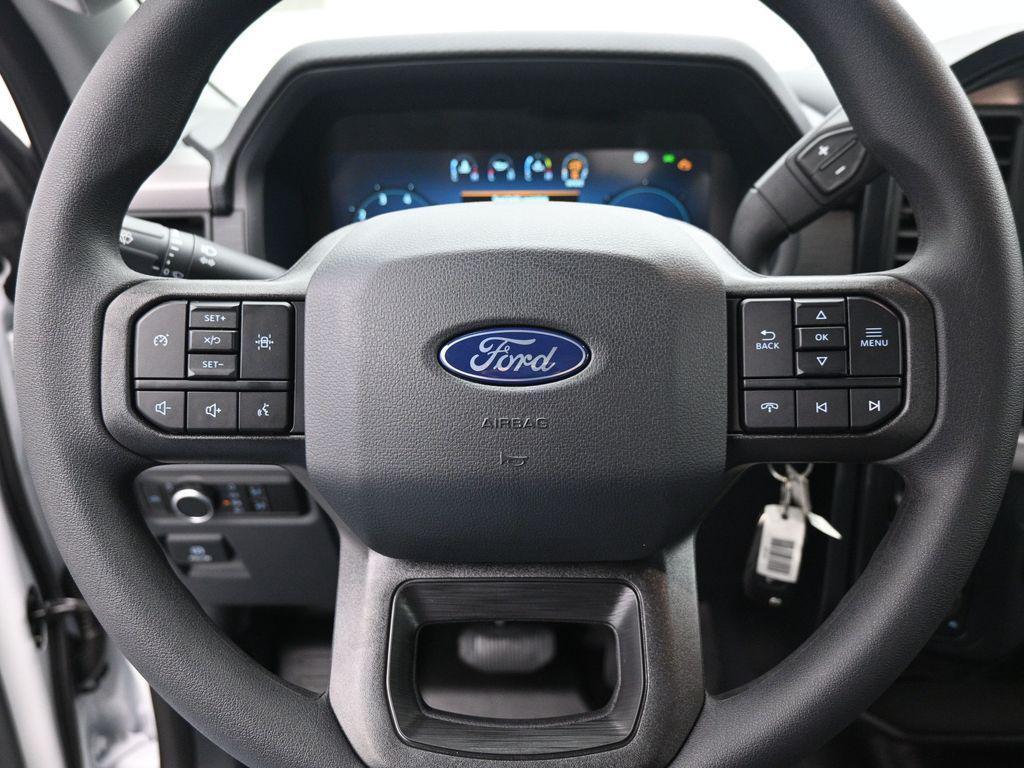 new 2025 Ford F-150 car, priced at $45,275