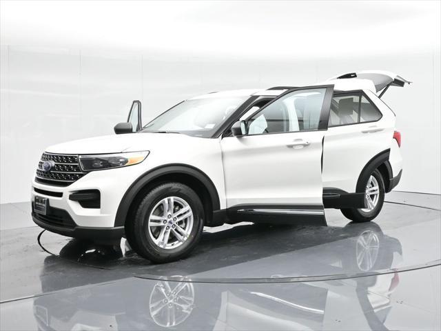 new 2024 Ford Explorer car, priced at $40,940