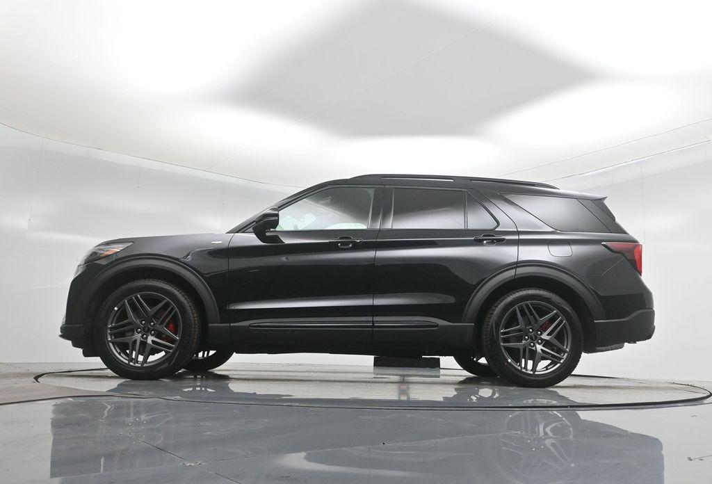 new 2025 Ford Explorer car, priced at $48,535