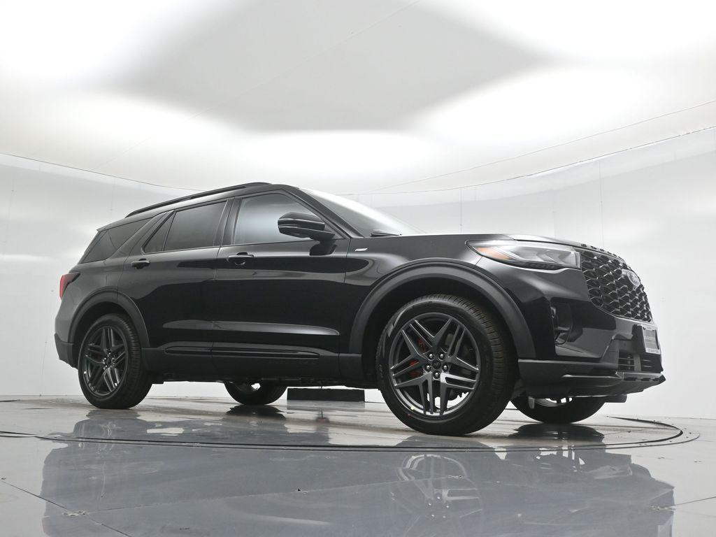 new 2025 Ford Explorer car, priced at $48,535