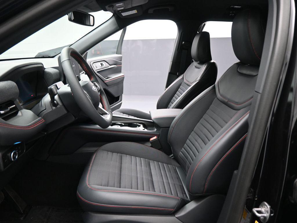 new 2025 Ford Explorer car, priced at $48,535