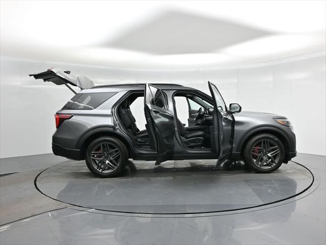 new 2025 Ford Explorer car, priced at $57,506