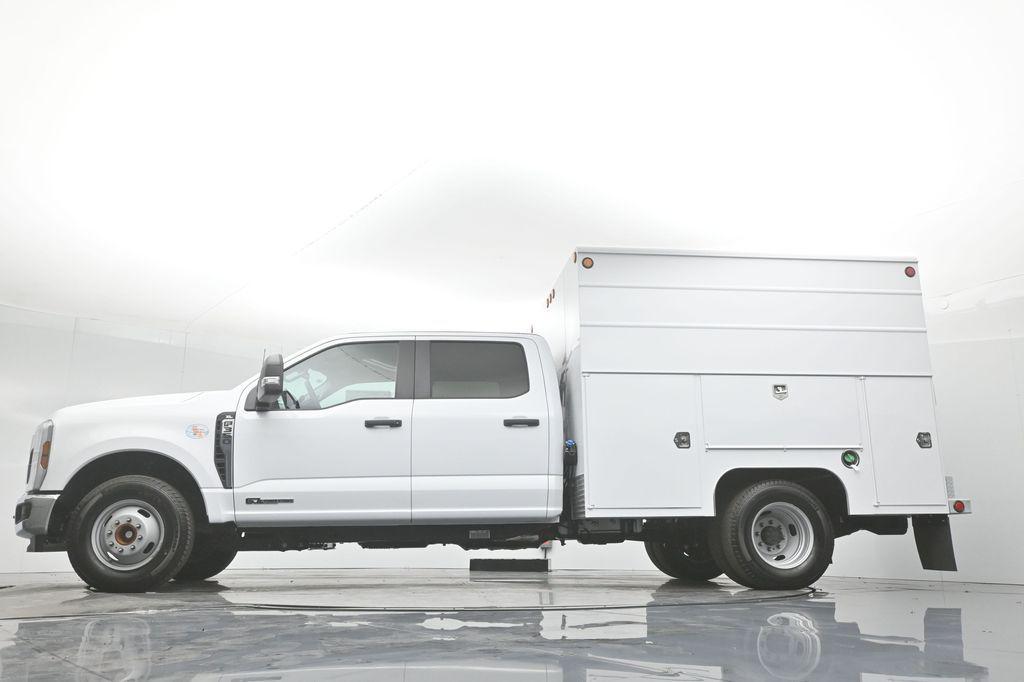 new 2024 Ford F-350 car, priced at $90,696