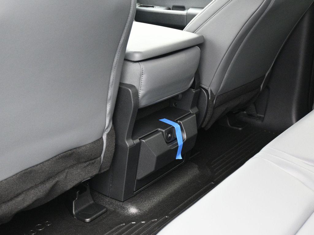 new 2024 Ford F-350 car, priced at $90,696