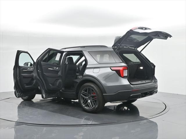 new 2025 Ford Explorer car, priced at $47,805