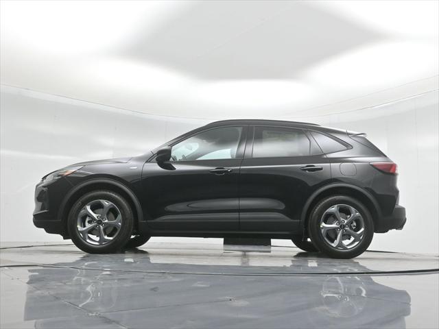 new 2025 Ford Escape car, priced at $33,195